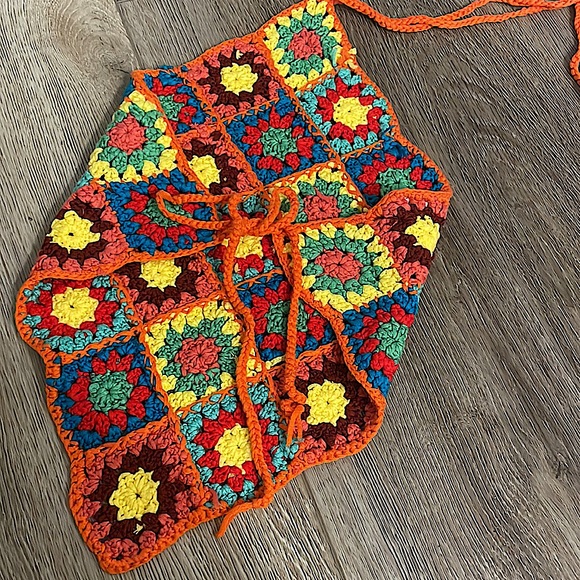 *NEW* Crochet Halter Top - Picture 4 of 5